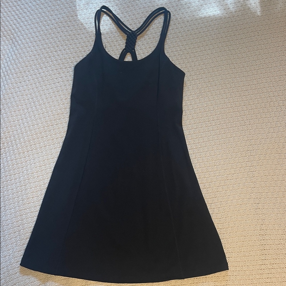 Elegant Black Sleeveless Dress